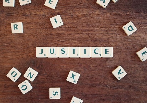 7 Justice 600 (© pixabay)